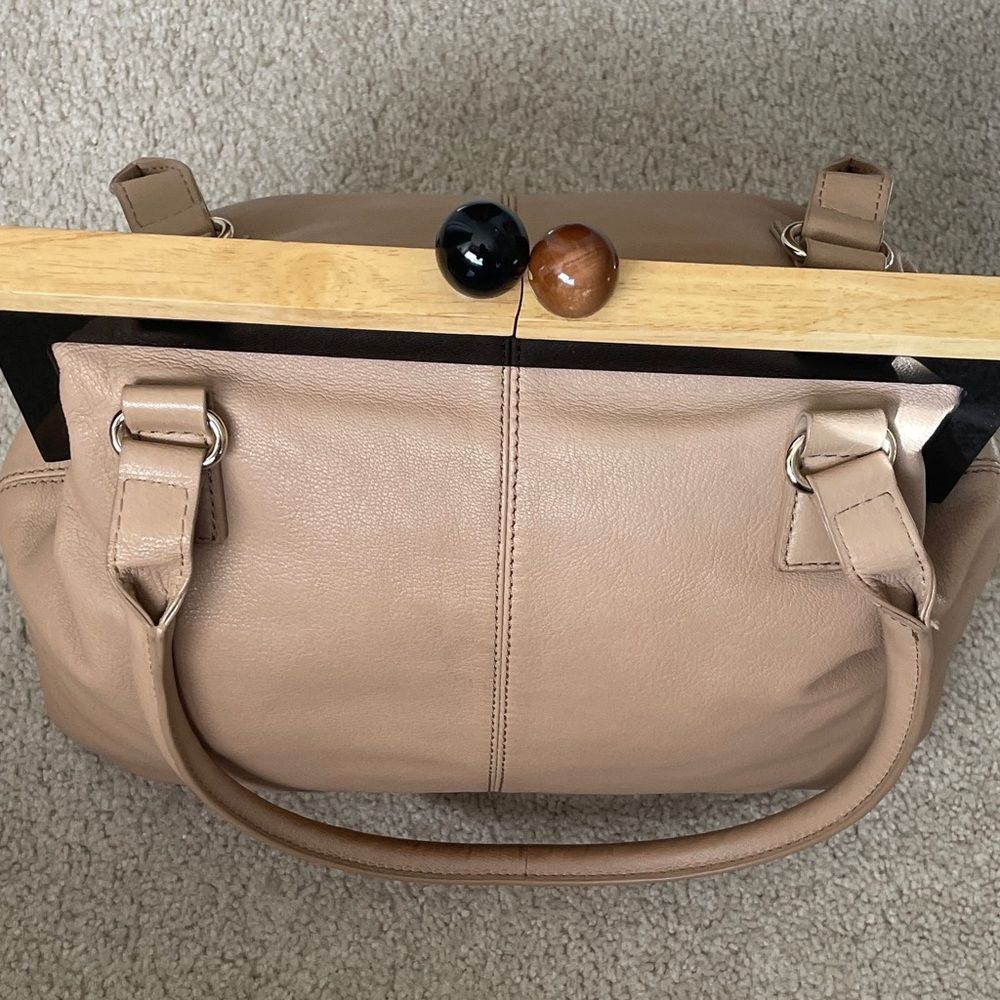Kate Spade RARE Bixby bag. This bag is rare in this great of shape!